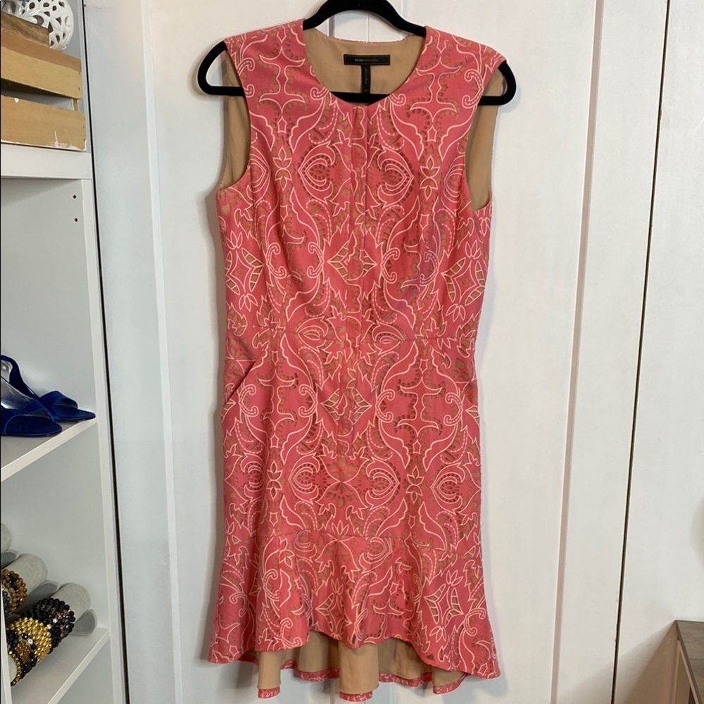 BCBGMaxAzria Chrystal Coral Lace Pink Zip-Front Flounce-Hem Lace Dress Size: 6